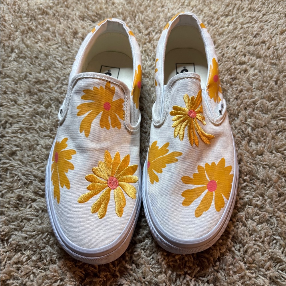 Vans White and Yellow Slip-On Shoes - Picture 4 of 4